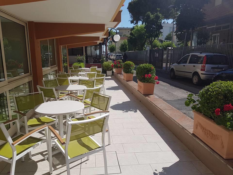 Hotel Tre Assi Rimini Exterior photo
