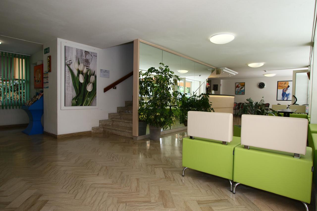 Hotel Tre Assi Rimini Exterior photo