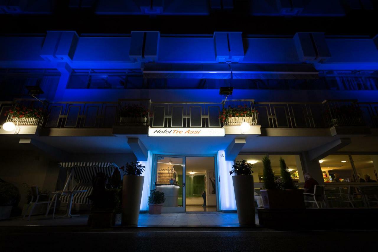 Hotel Tre Assi Rimini Exterior photo